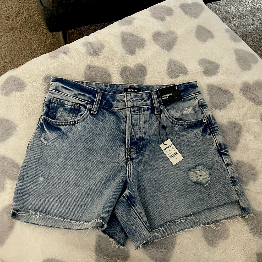 Express shorts NWT size 2